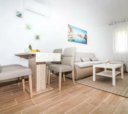Mara Apartment Rogoznica  Exterior photo