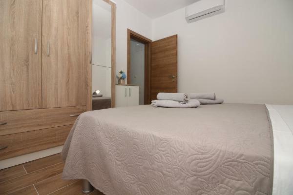 Mara Apartment Rogoznica (Sibenik-Knin)