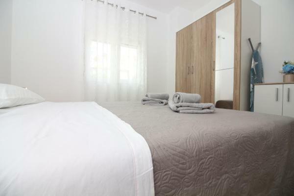Apartment Mara Rogoznica (Sibenik-Knin)